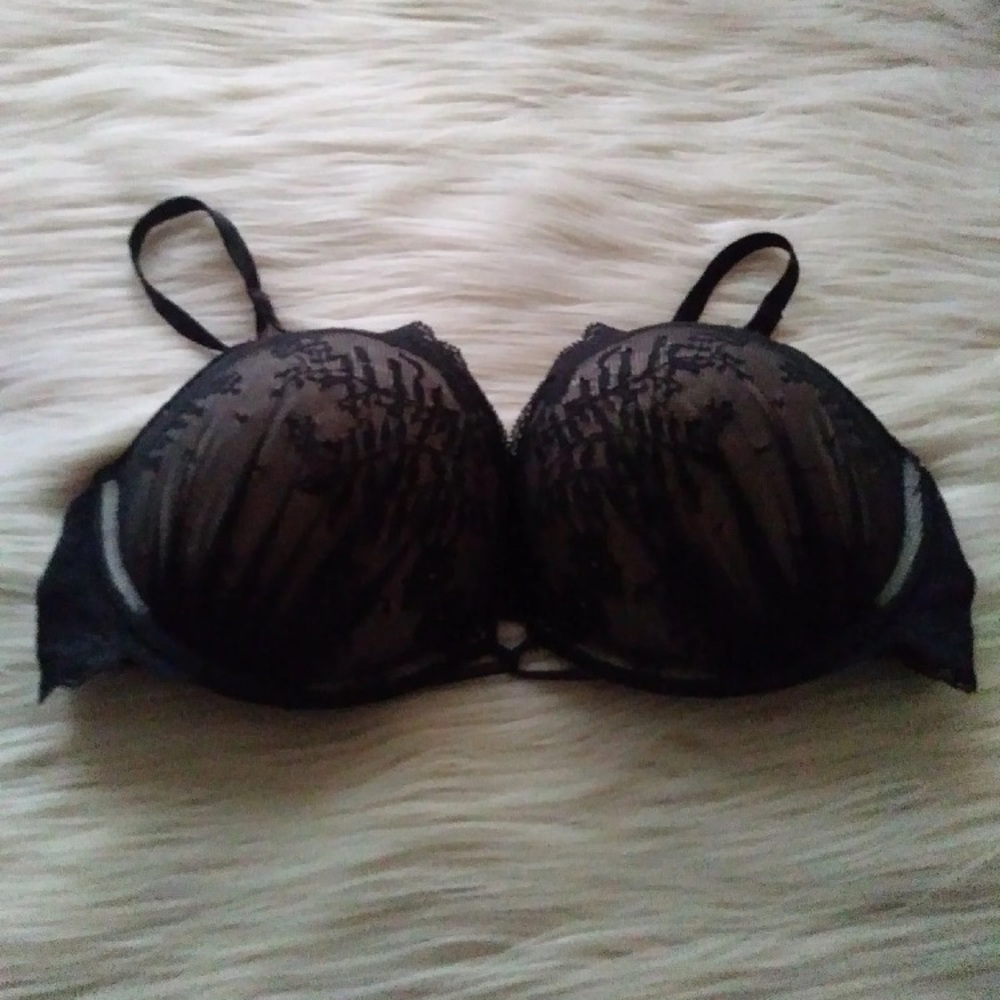 Victoria Secret Bombshell Bra